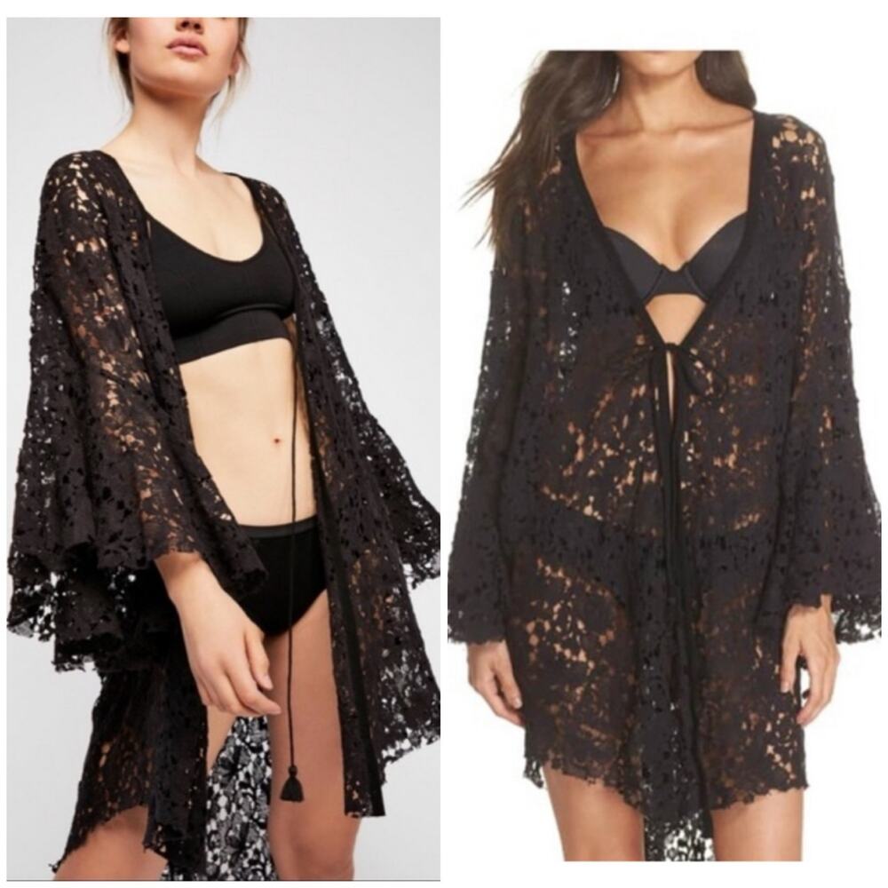 Free People Move Over Lace Robe in Black Size Medium Coverup Whimsigoth Grunge
